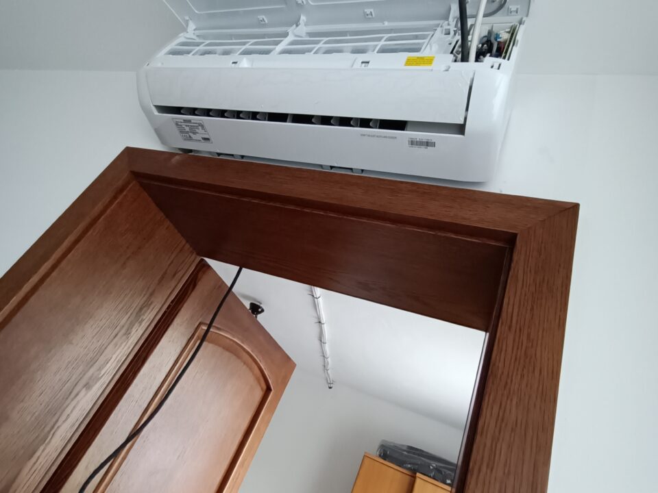 gallery-item