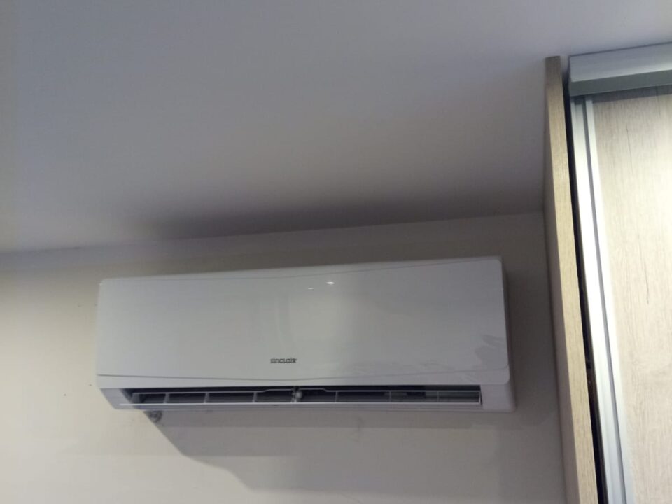 gallery-item