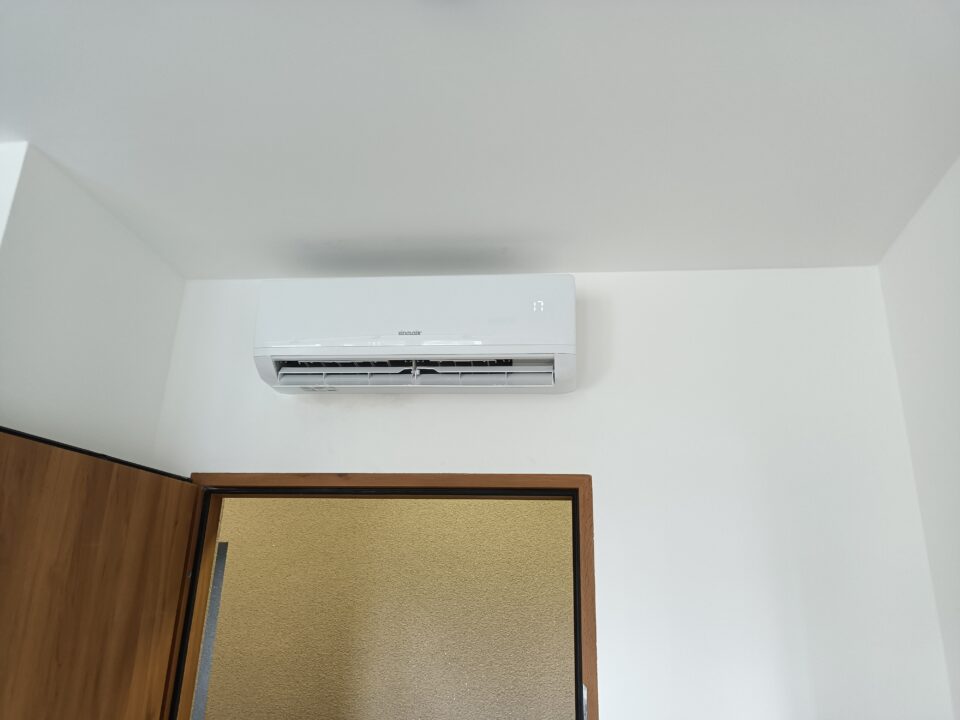 gallery-item